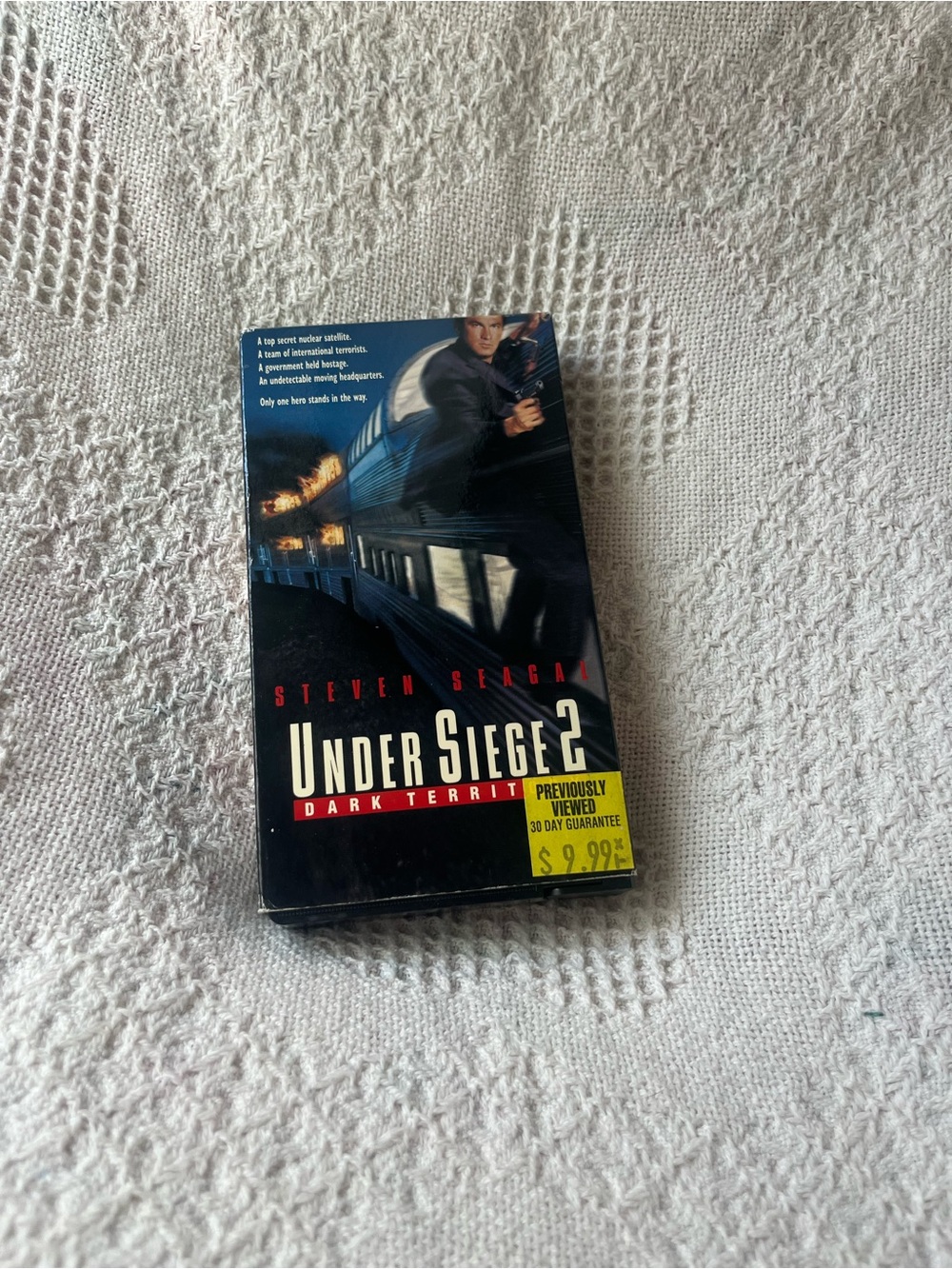 Under Siege 2: Dark Territory VHS - Black